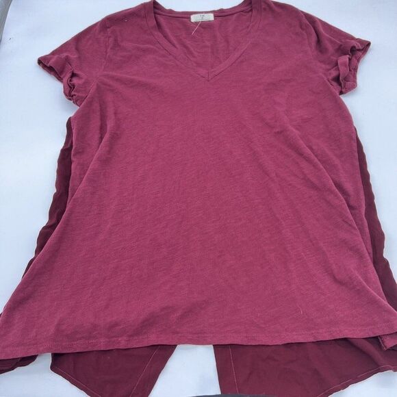 T. La Anthropologie Red Blouse back Buttons size Large - Picture 1 of 4